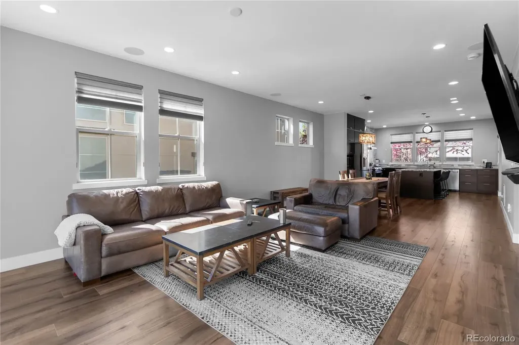 2592 S Norse Court Lakewood CO 80228