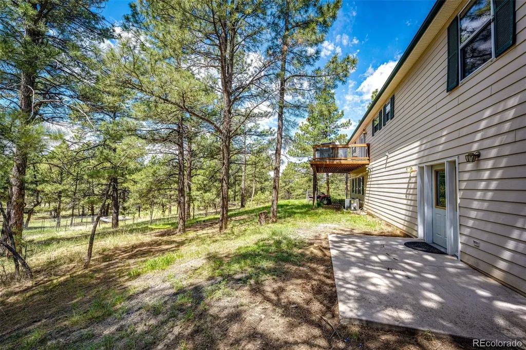 40400 Moon Stone Court Deer Trail CO 80105