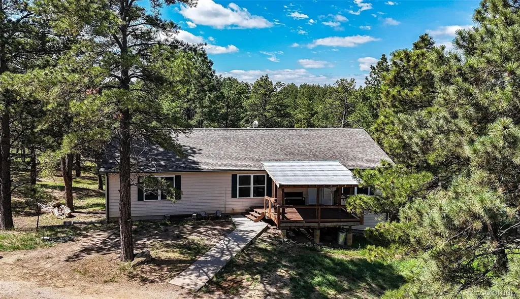 40400 Moon Stone Court Deer Trail CO 80105