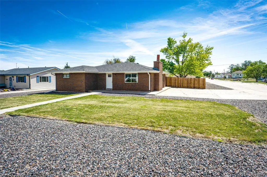 610 3rd Street Bennett CO 80102