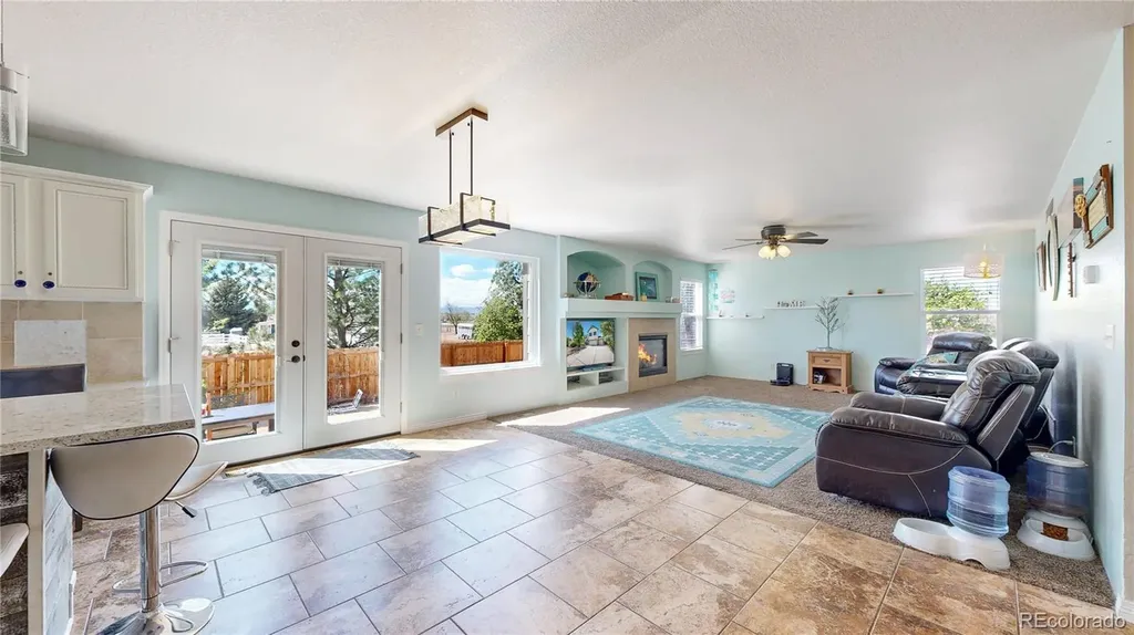 13771 Wrangler Way Mead CO 80542