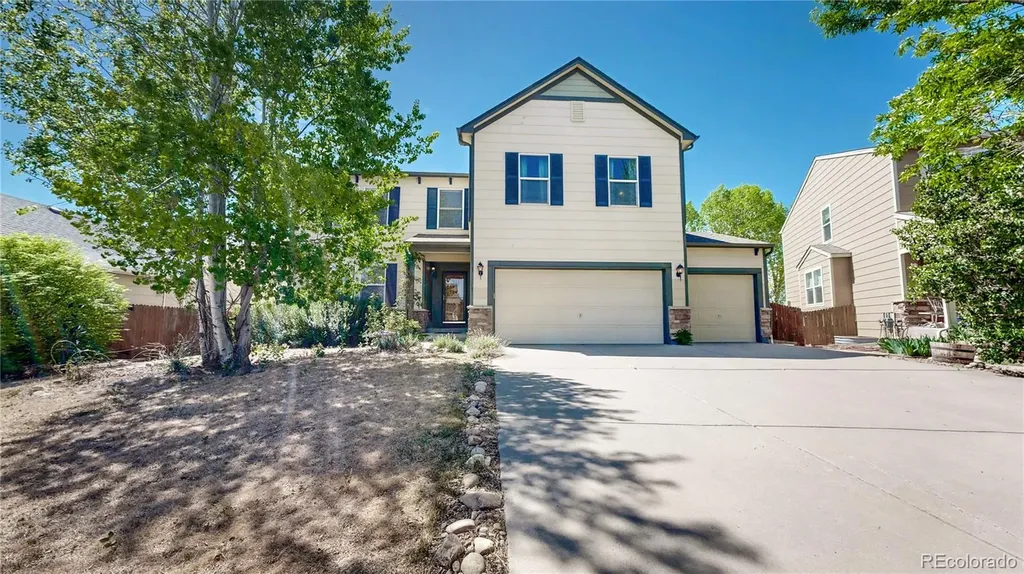 13771 Wrangler Way Mead CO 80542