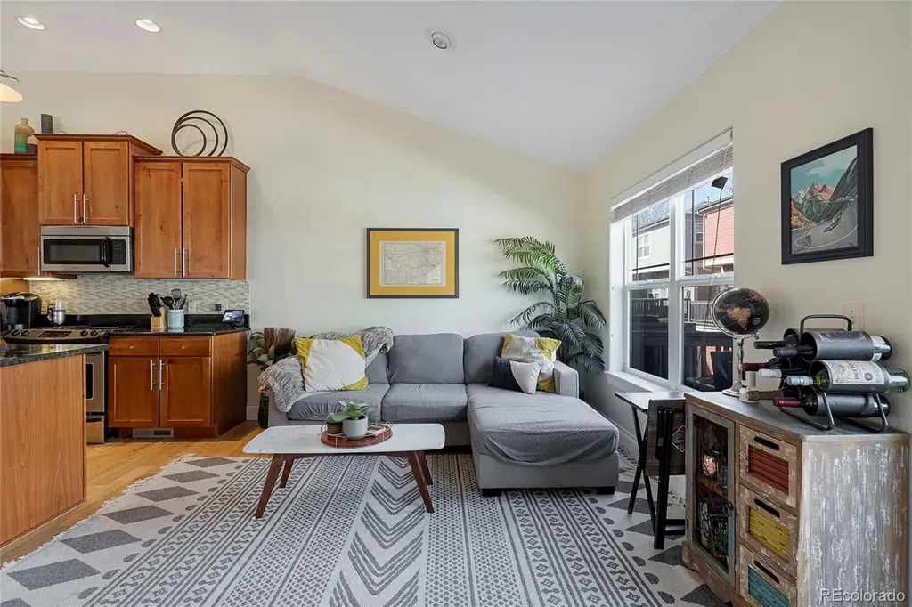 714 Albion Street Denver CO 80220