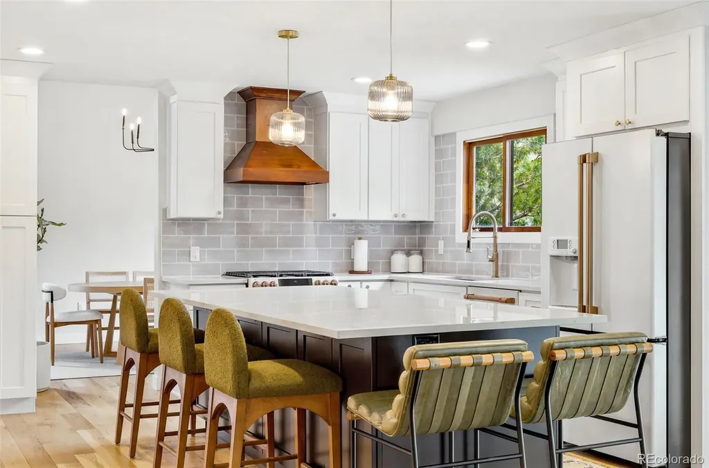 9810 Venneford Ranch Road Littleton CO 80126