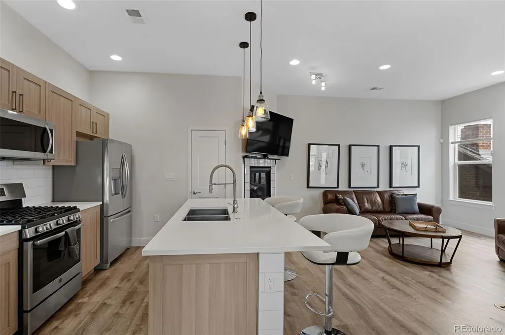 2922 W 26th Avenue Denver CO 80211