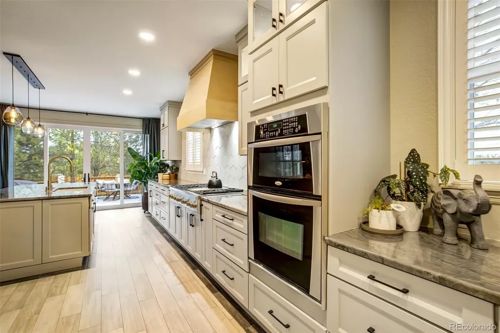 327 Ingleton Court Castle Pines CO 80108