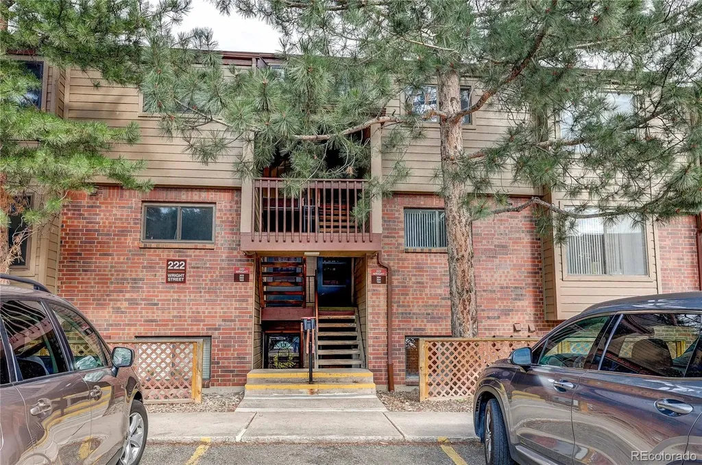 222 Wright Street Lakewood CO 80228
