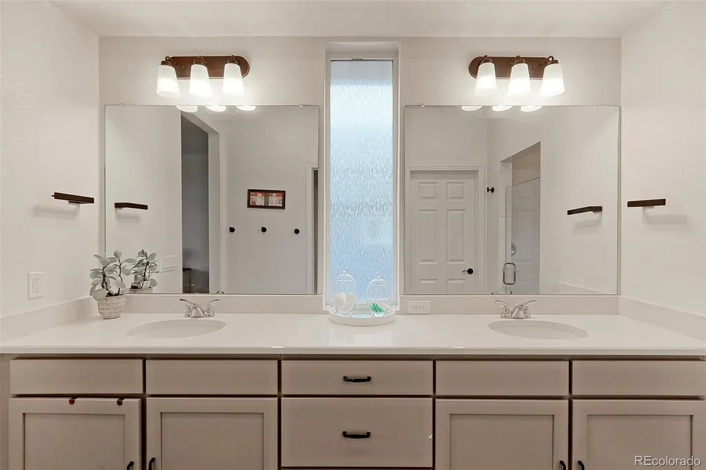 4435 N Picadilly Court Aurora CO 80019