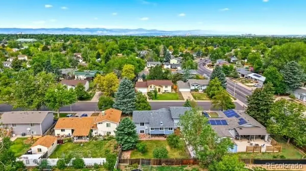 1526 S Ursula Court Aurora CO 80012