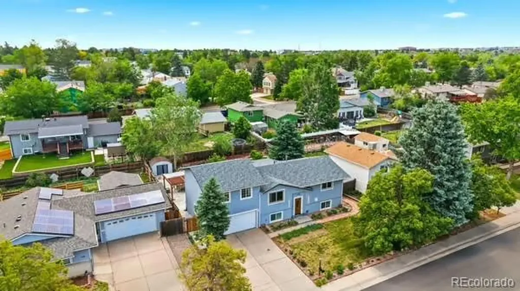 1526 S Ursula Court Aurora CO 80012