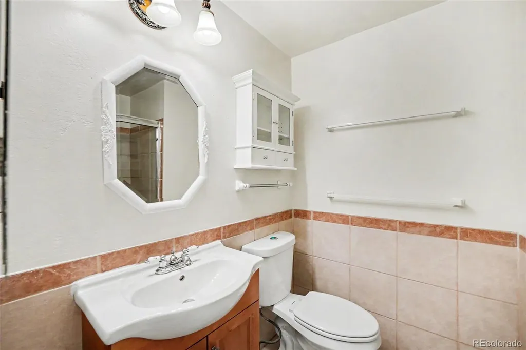 520 Gladiola Street Golden CO 80401