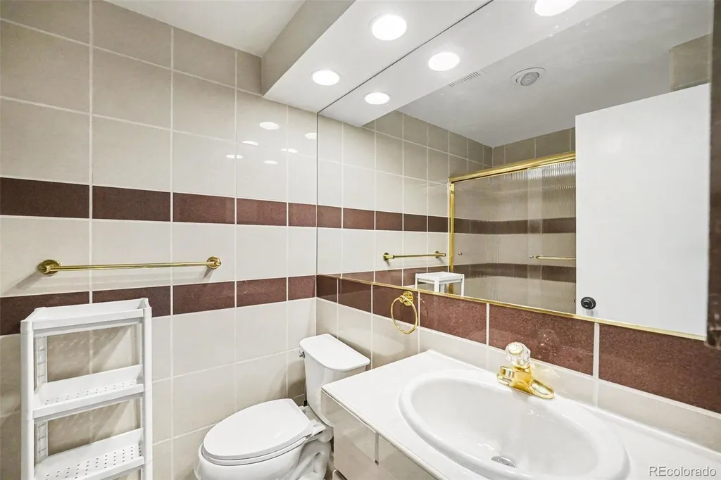 520 Gladiola Street Golden CO 80401