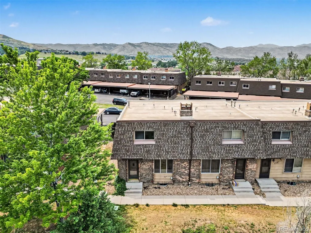 520 Gladiola Street Golden CO 80401