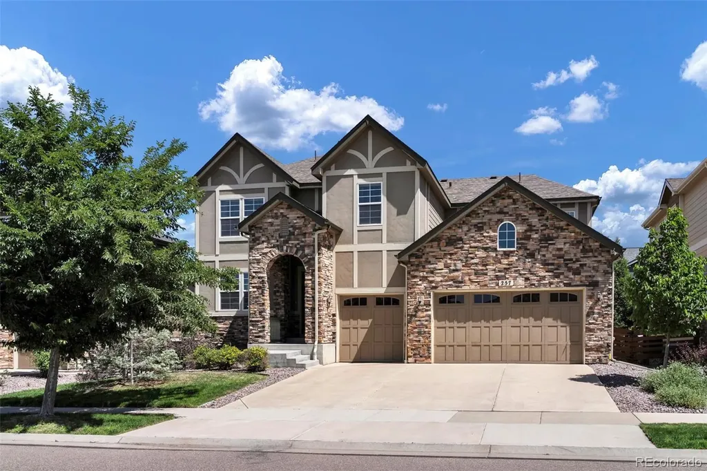 257 Horizon Avenue Erie CO 80516