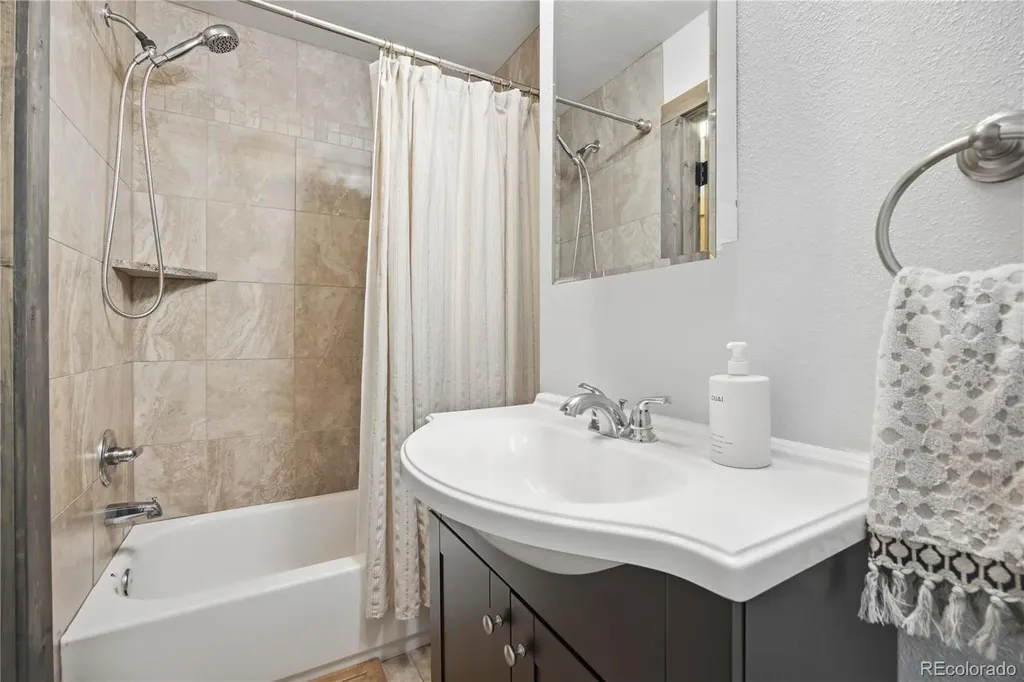 710 4th Street Bennett CO 80102