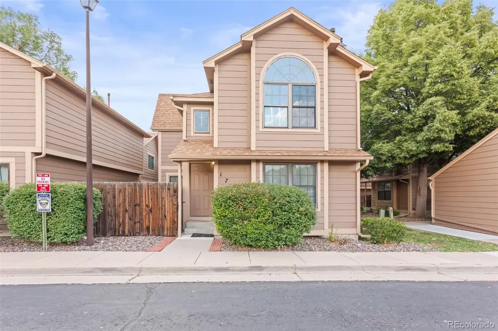 1720 S Quintero Way Aurora CO 80017
