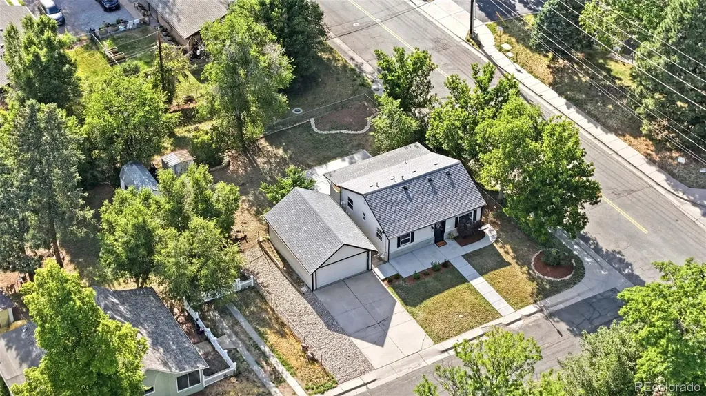 6005 S Sycamore Street Littleton CO 80120