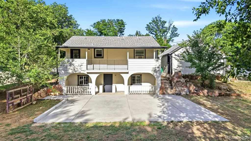 6005 S Sycamore Street Littleton CO 80120