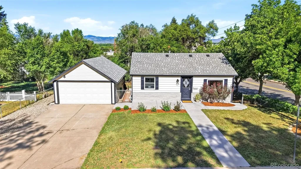 6005 S Sycamore Street Littleton CO 80120