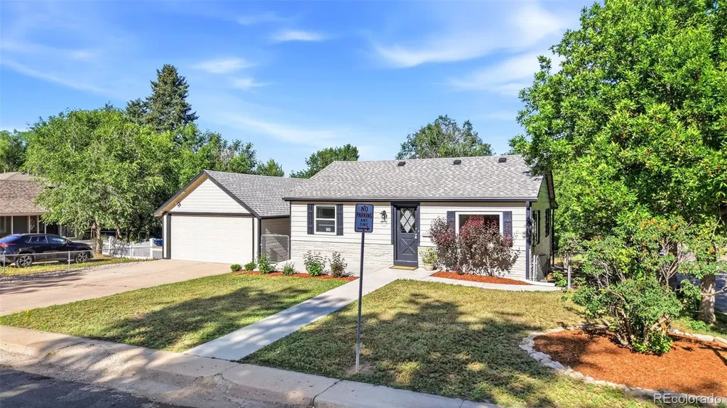 6005 S Sycamore Street Littleton CO 80120