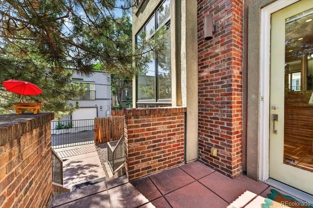 1657 N Franklin Street Denver CO 80218