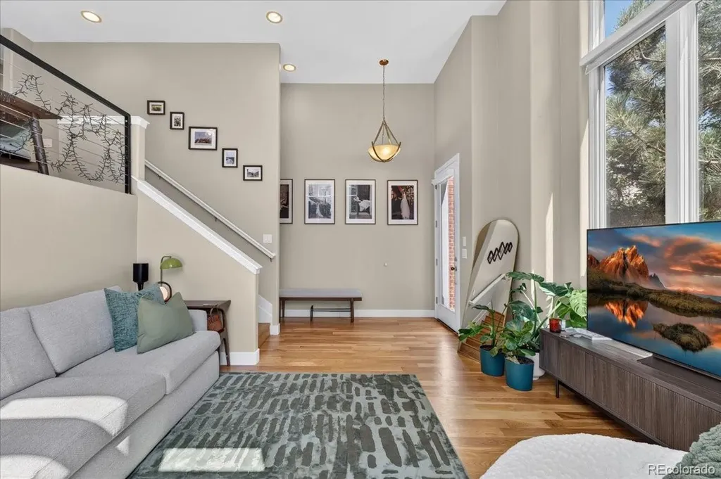 1657 N Franklin Street Denver CO 80218