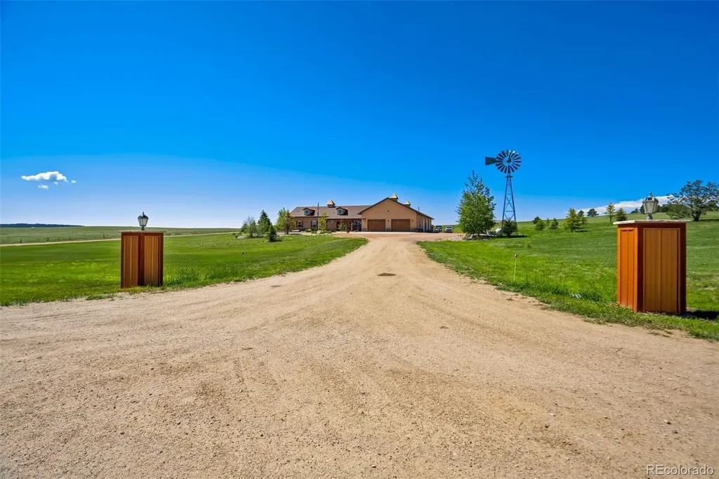 13735 Mccune Road Elbert CO 80106