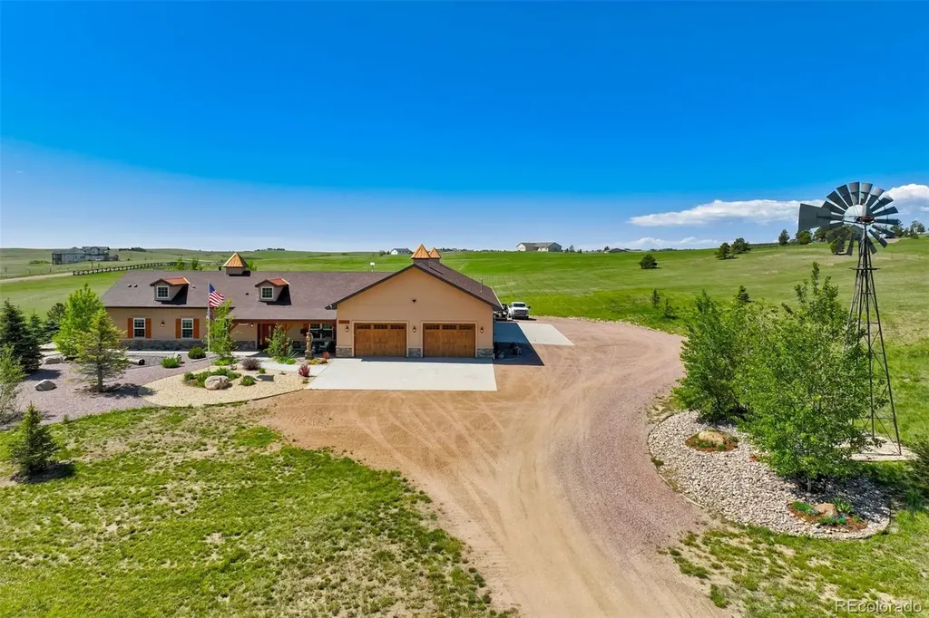 13735 Mccune Road Elbert CO 80106