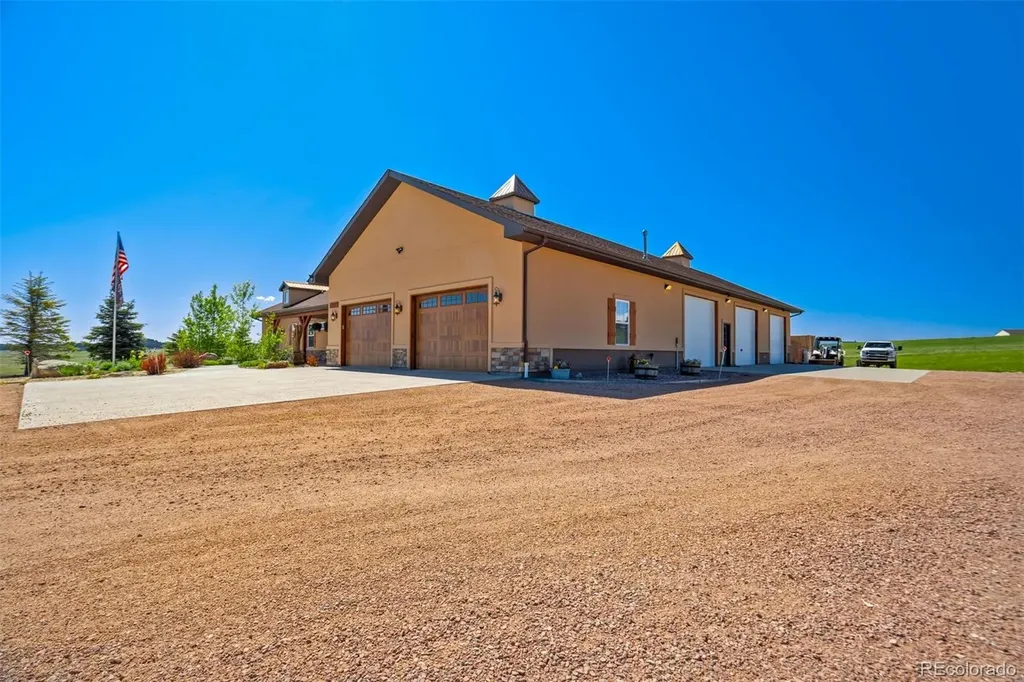 13735 Mccune Road Elbert CO 80106