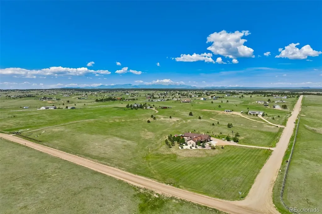 13735 Mccune Road Elbert CO 80106
