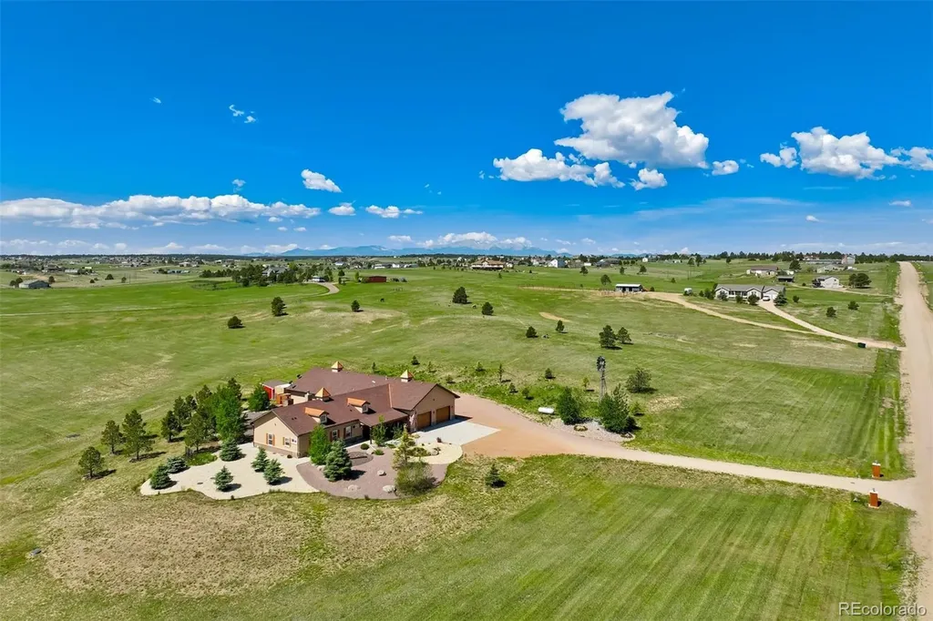 13735 Mccune Road Elbert CO 80106