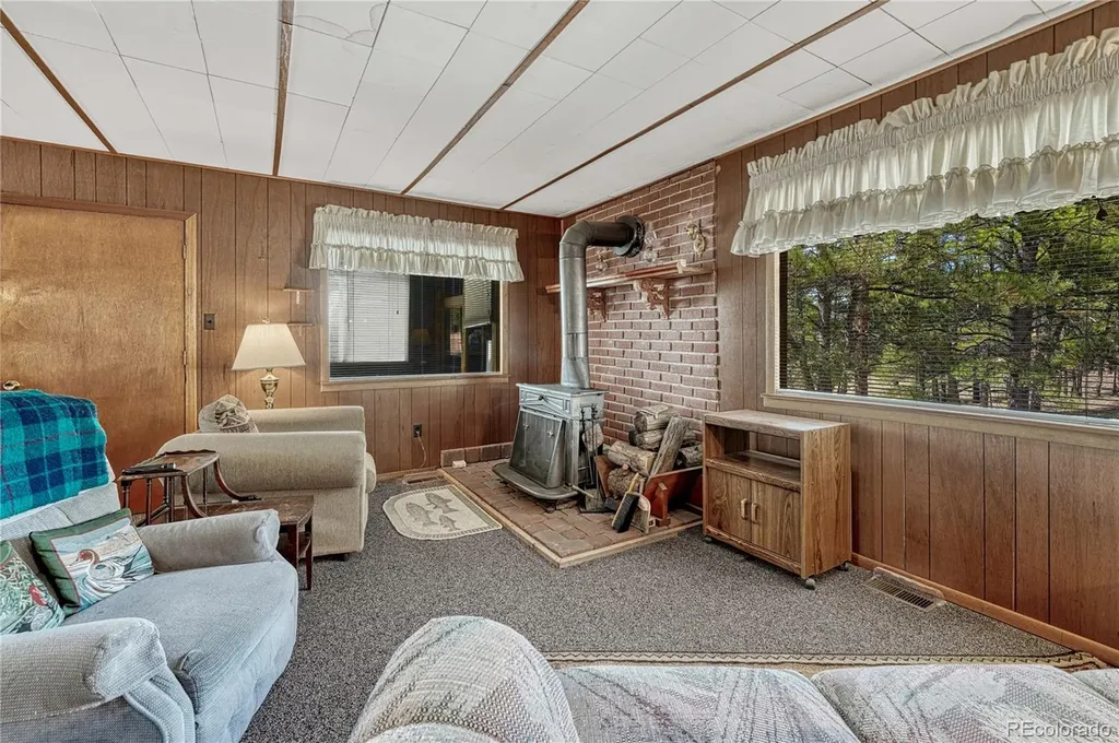 101 Dunlap Drive Florissant CO 80816