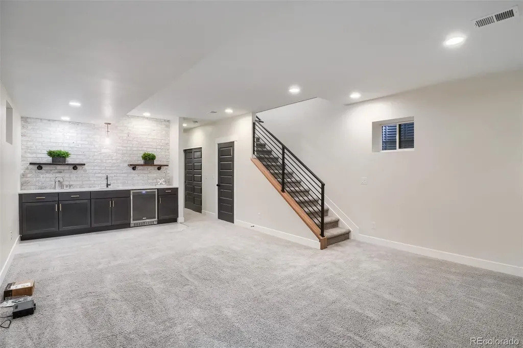 3322 N Columbine Street Denver CO 80205
