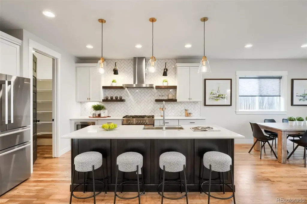 3322 N Columbine Street Denver CO 80205