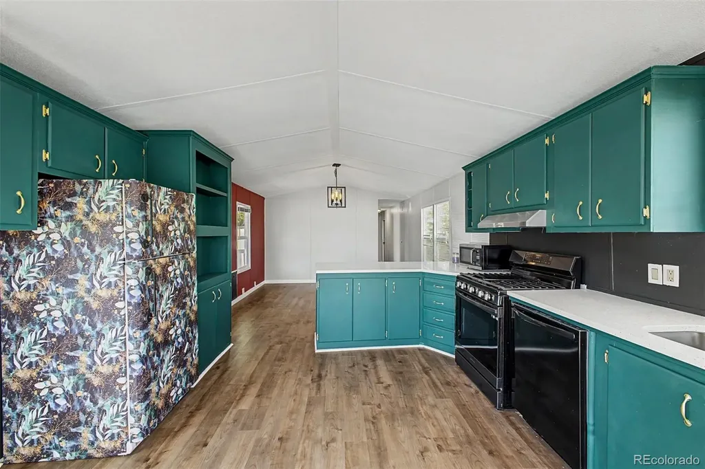 1645 F Street Golden CO 80401
