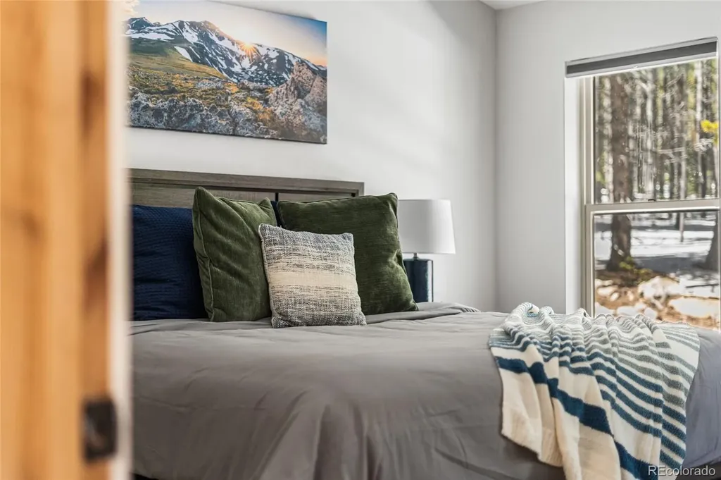 79 Beaver Road Idaho Springs CO 80452