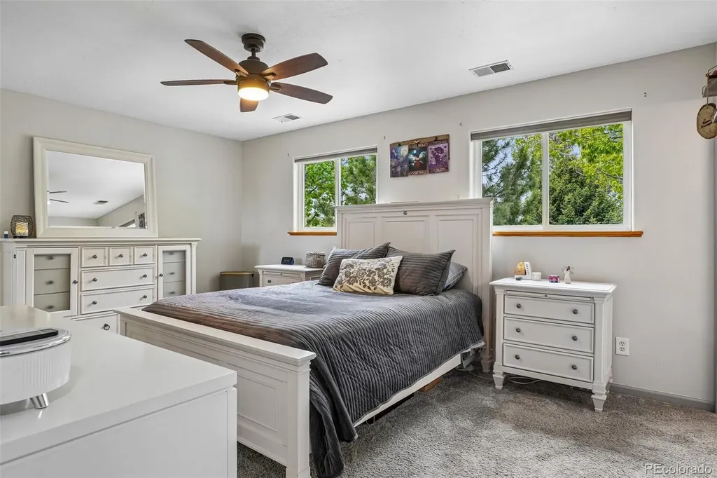 956 Mountain View Drive Castle Rock CO 80104