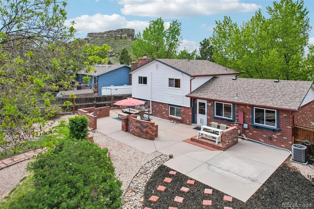 956 Mountain View Drive Castle Rock CO 80104