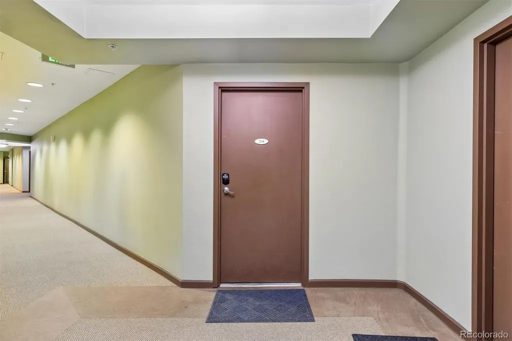 15475 Andrews Drive Denver CO 80239