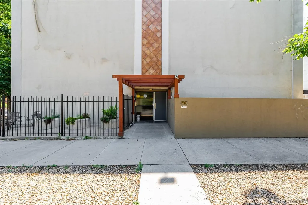 1390 N Emerson Street Denver CO 80218