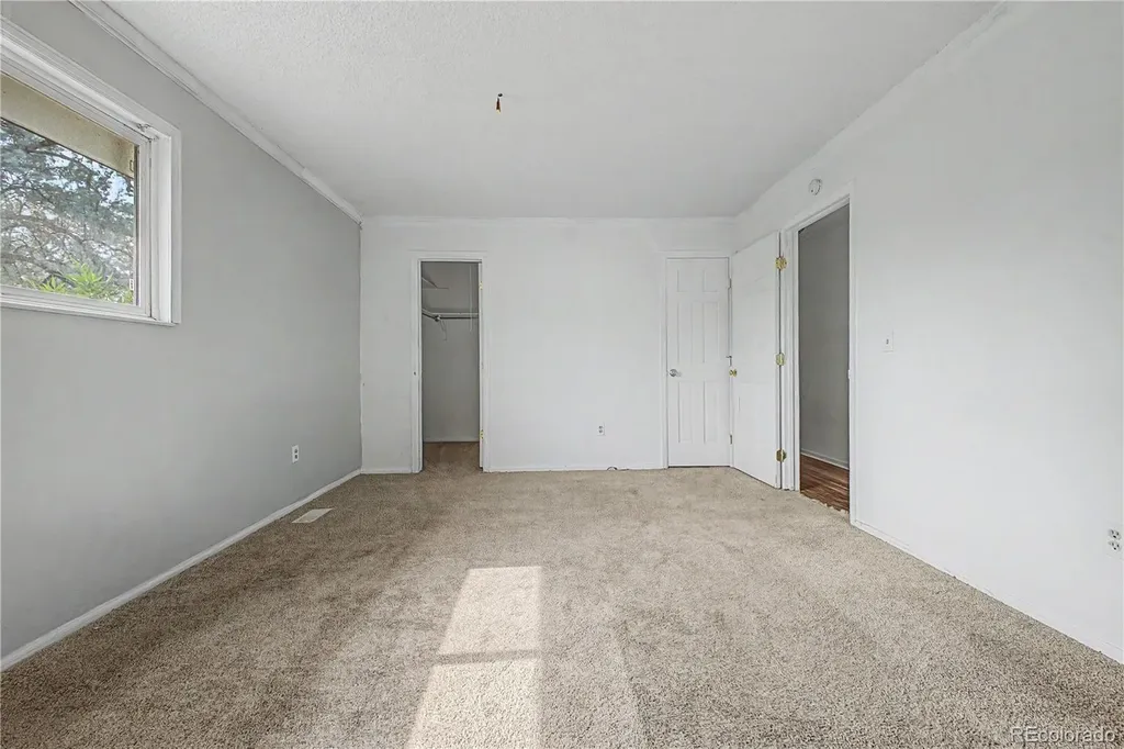 10015 Beach Street Denver CO 80260
