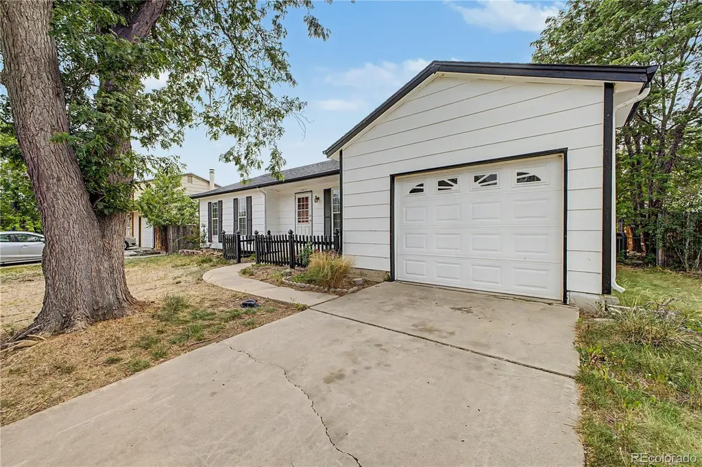 10015 Beach Street Denver CO 80260