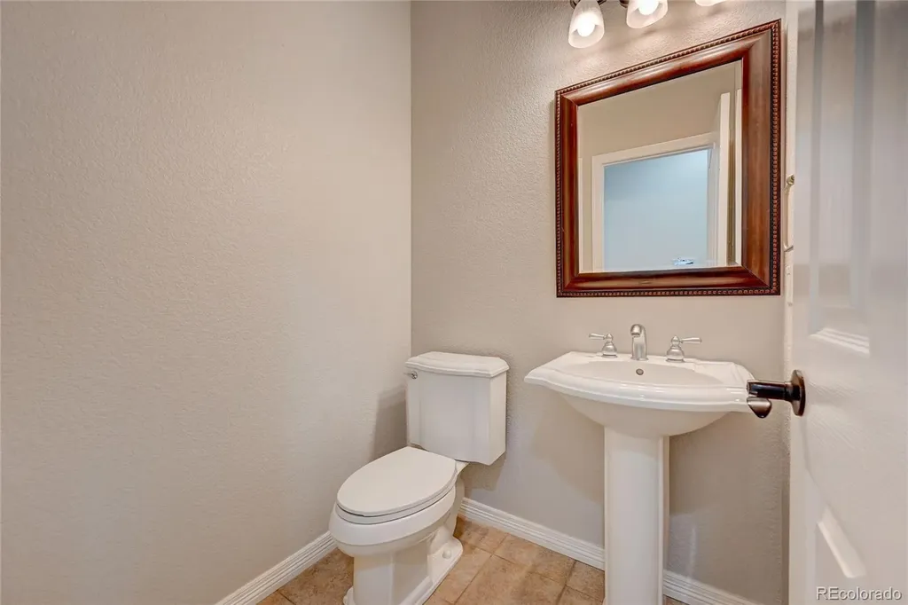 22848 E Euclid Circle Aurora CO 80016