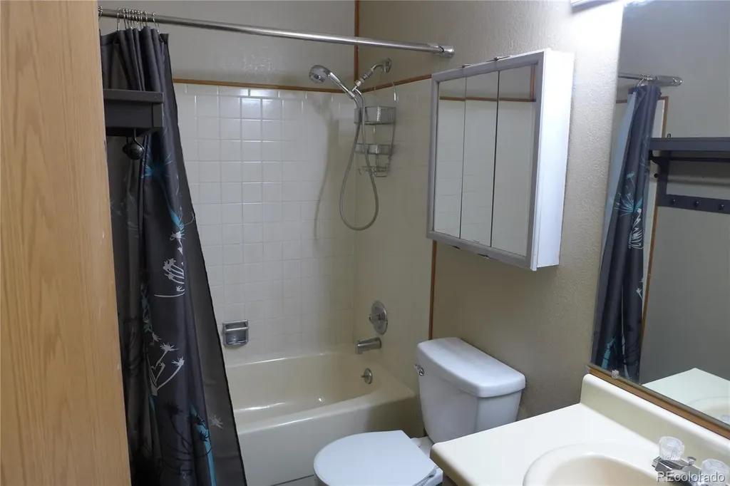 4825 Eldon Drive S Colorado Springs CO 80916