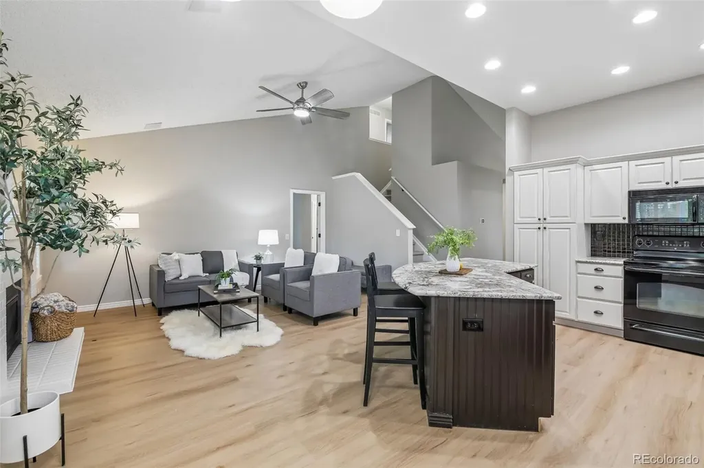 9805 Foxhill Circle Highlands Ranch CO 80129