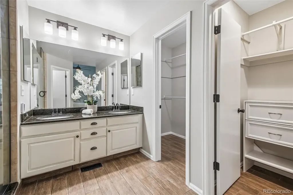 9805 Foxhill Circle Highlands Ranch CO 80129