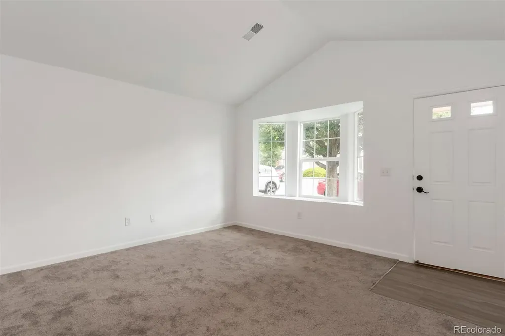 1728 Eagle Street Aurora CO 80011