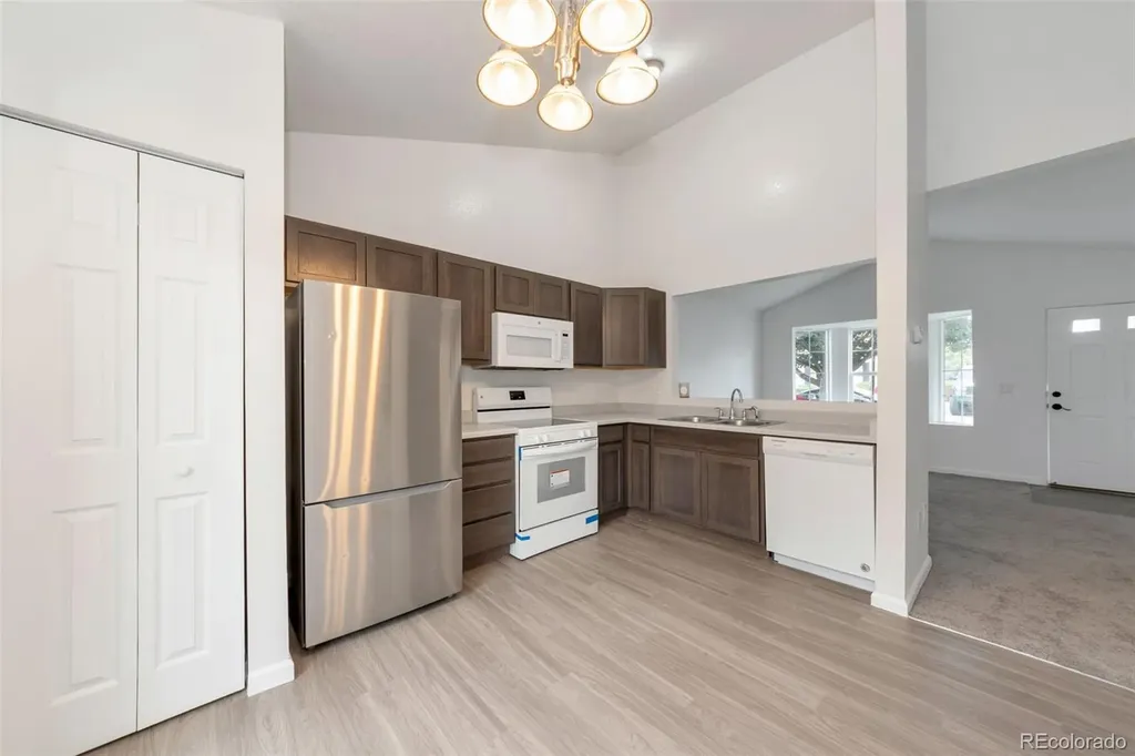 1728 Eagle Street Aurora CO 80011