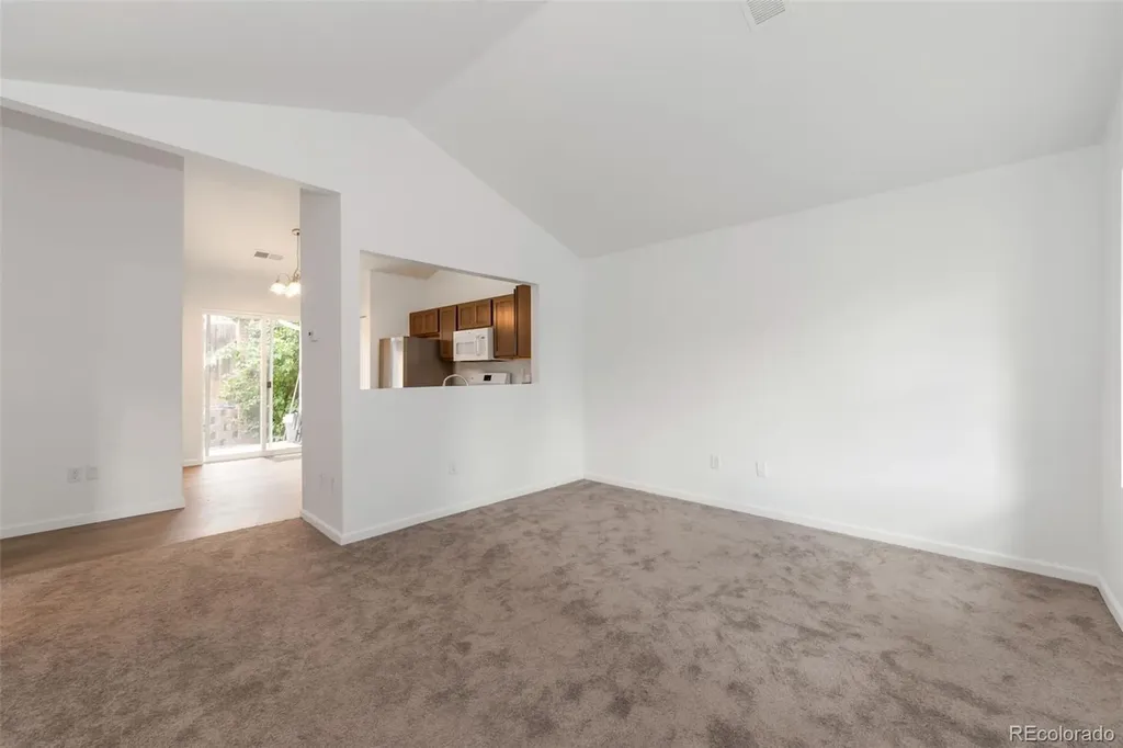 1728 Eagle Street Aurora CO 80011