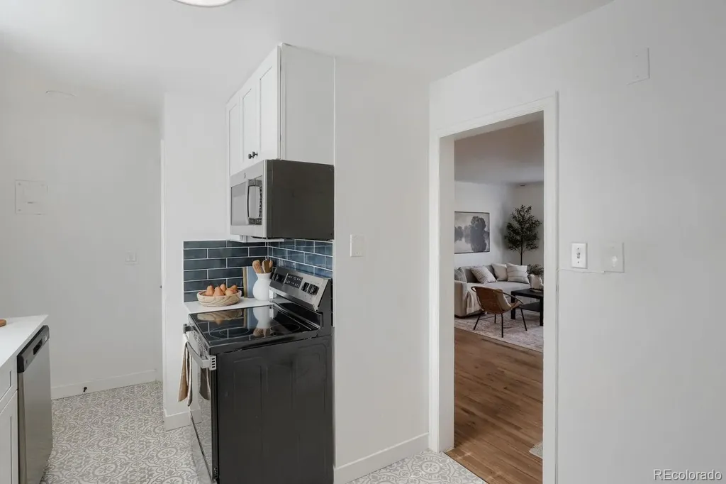 2985 Ivanhoe Street Denver CO 80207
